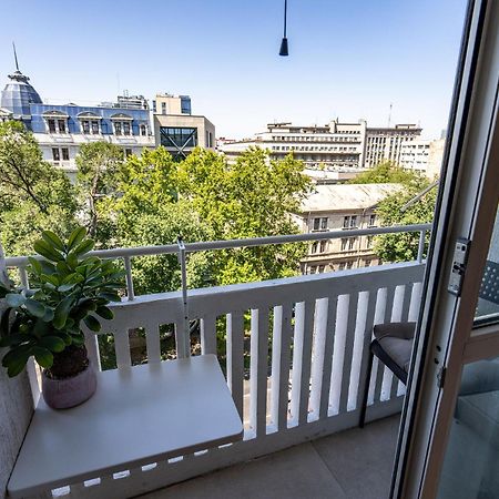 Romana Vibe Elegance In The Heart Of The City Bucureşti Ngoại thất bức ảnh