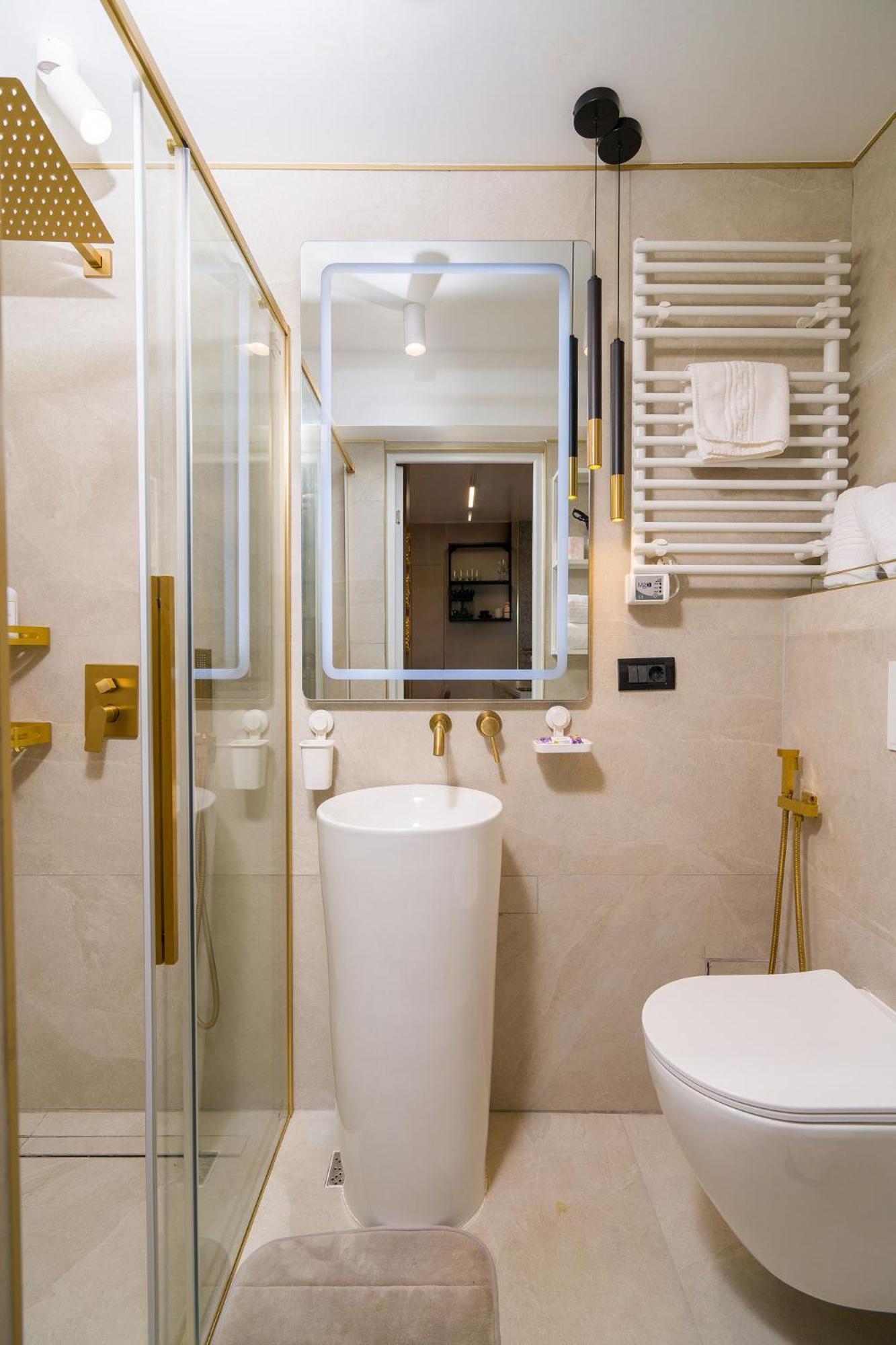 Romana Vibe Elegance In The Heart Of The City Bucureşti Ngoại thất bức ảnh